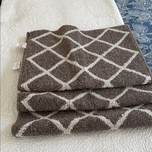 3 taupe Rugs